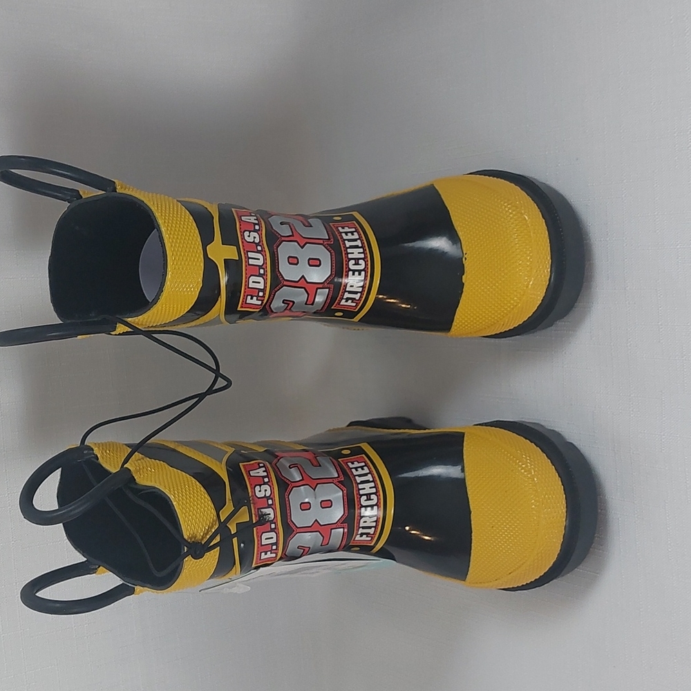 Western chief toddler boys fire waterproof Boots‎ yellow black size 5